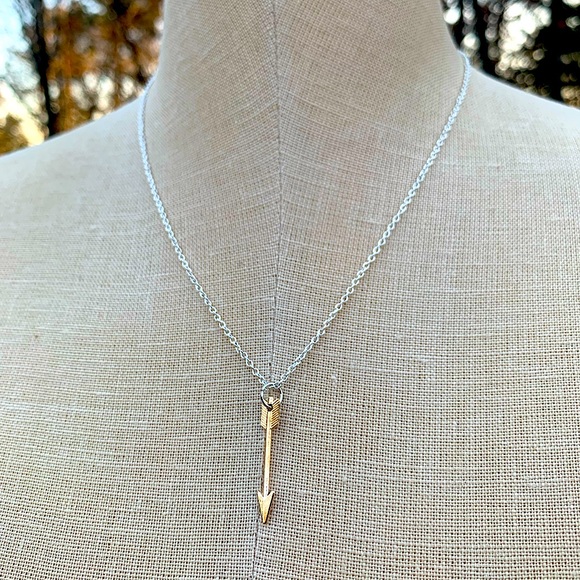 Hand Crafted Jewelry - NWT Sterling Silver Plated Chain & Alloy Arrow Charm Necklace